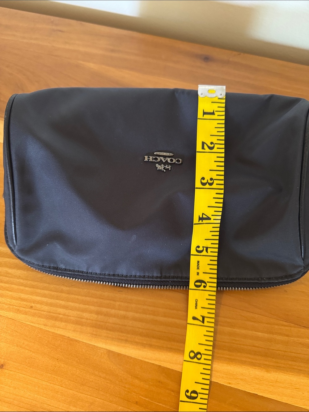 COACH Women’s Cosmetics Pouch Black Zipper Pouch With Inside Pocket - Picture 8 of 9